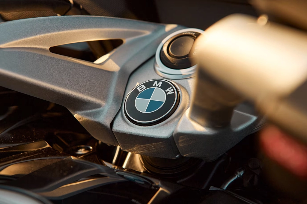 Tableau de bord numérique de la BMW Motorrad K 1600 Grand America