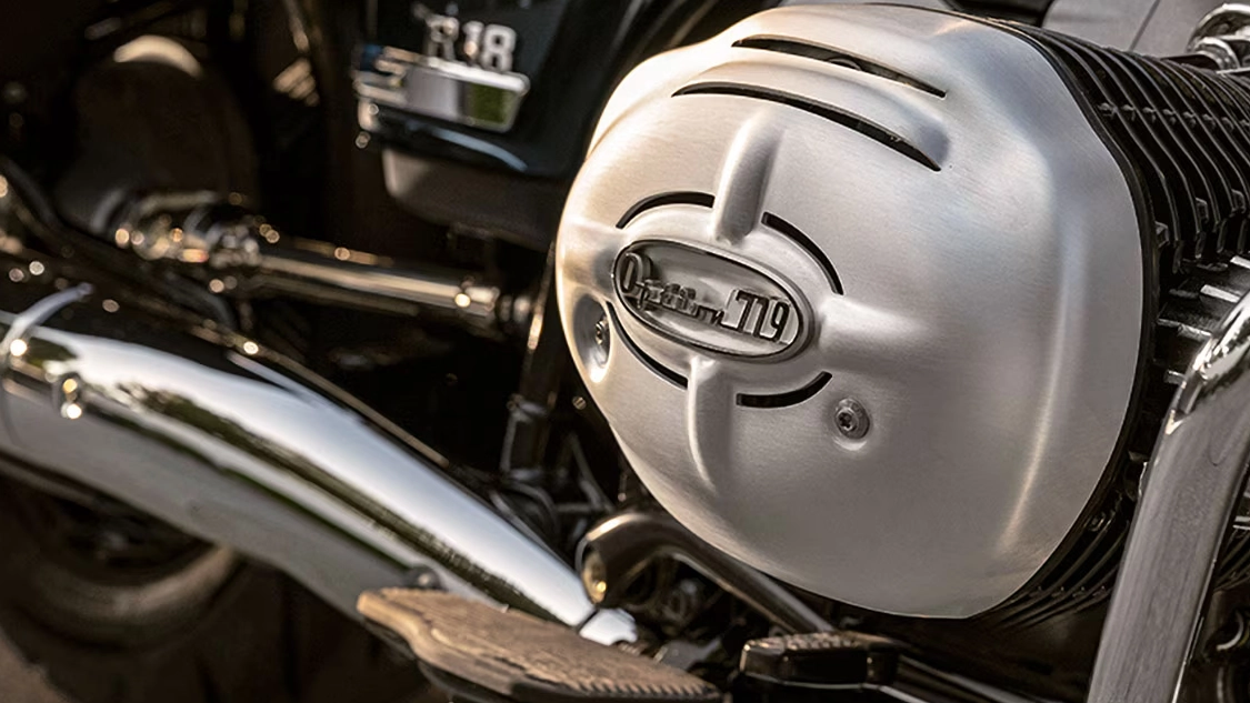 Tableau de bord et commandes de la BMW Motorrad R 18 Classic